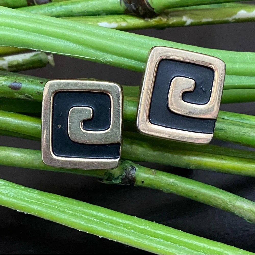 Vintage HICKOK Signed Square Spiral Gold-tone Black Cufflinks